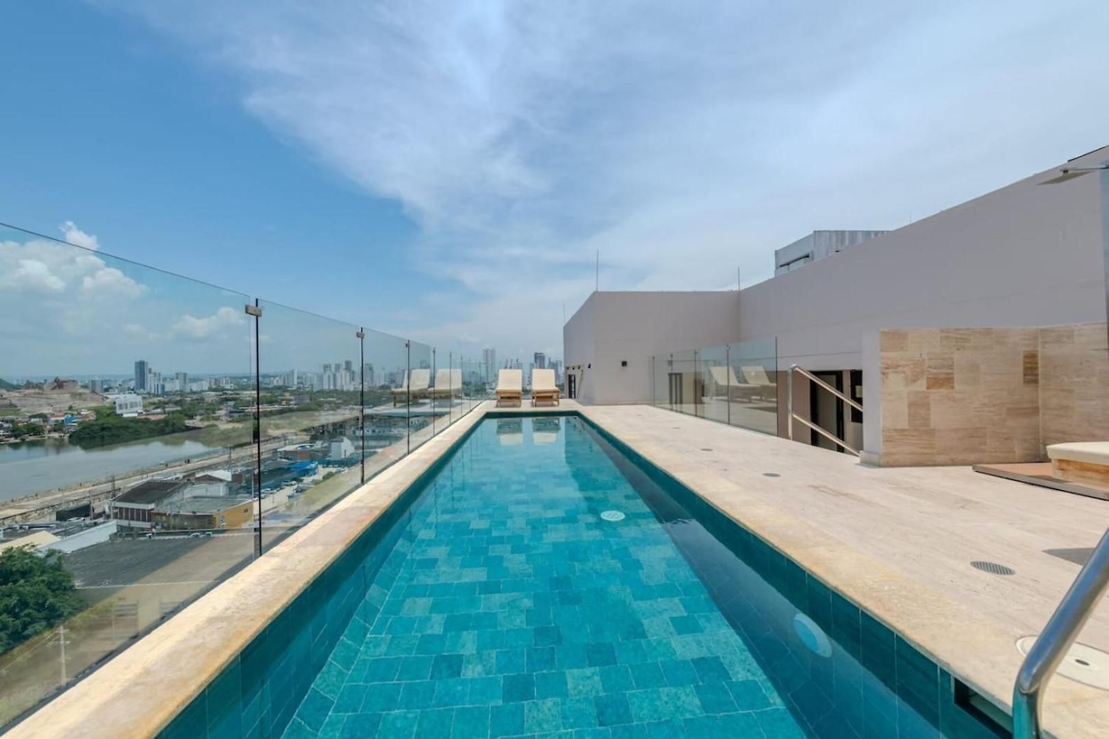 Premium Loft - Walk To Old & Getsemani Cartagena